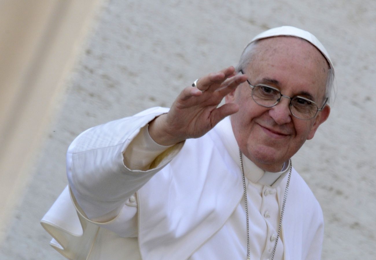 Con cariño y profunda tristeza, Papa Francisco